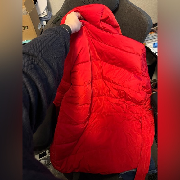 Universal Standard Kanda Puffer Wrap Coat in Vermilion Red - S (14/16) - NEW - Picture 5 of 5